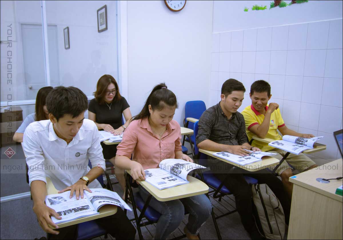 Có nên học tiếng Anh tại Ngoại ngữ Tầm Nhìn Việt