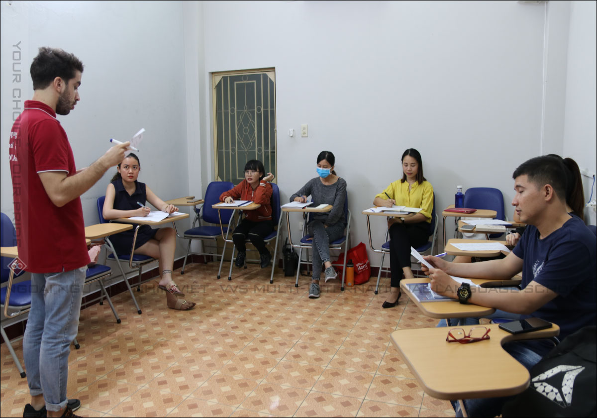 Học tiếng Tây Ban Nha tại Q10 cùng Ngoại Ngữ Tầm Nhìn Việt